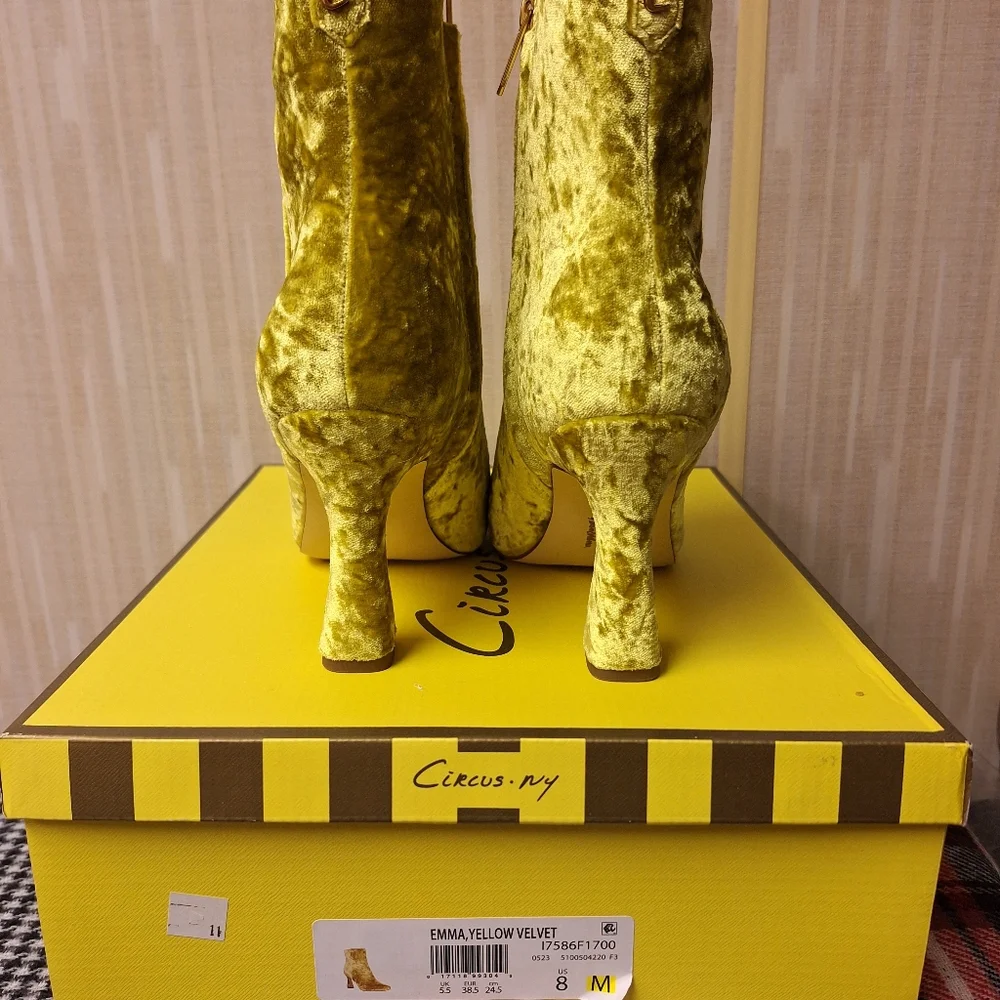 NWOT Circus.NY Ankle Boot - Yellow, Size 8 - Picture 5 of 6
